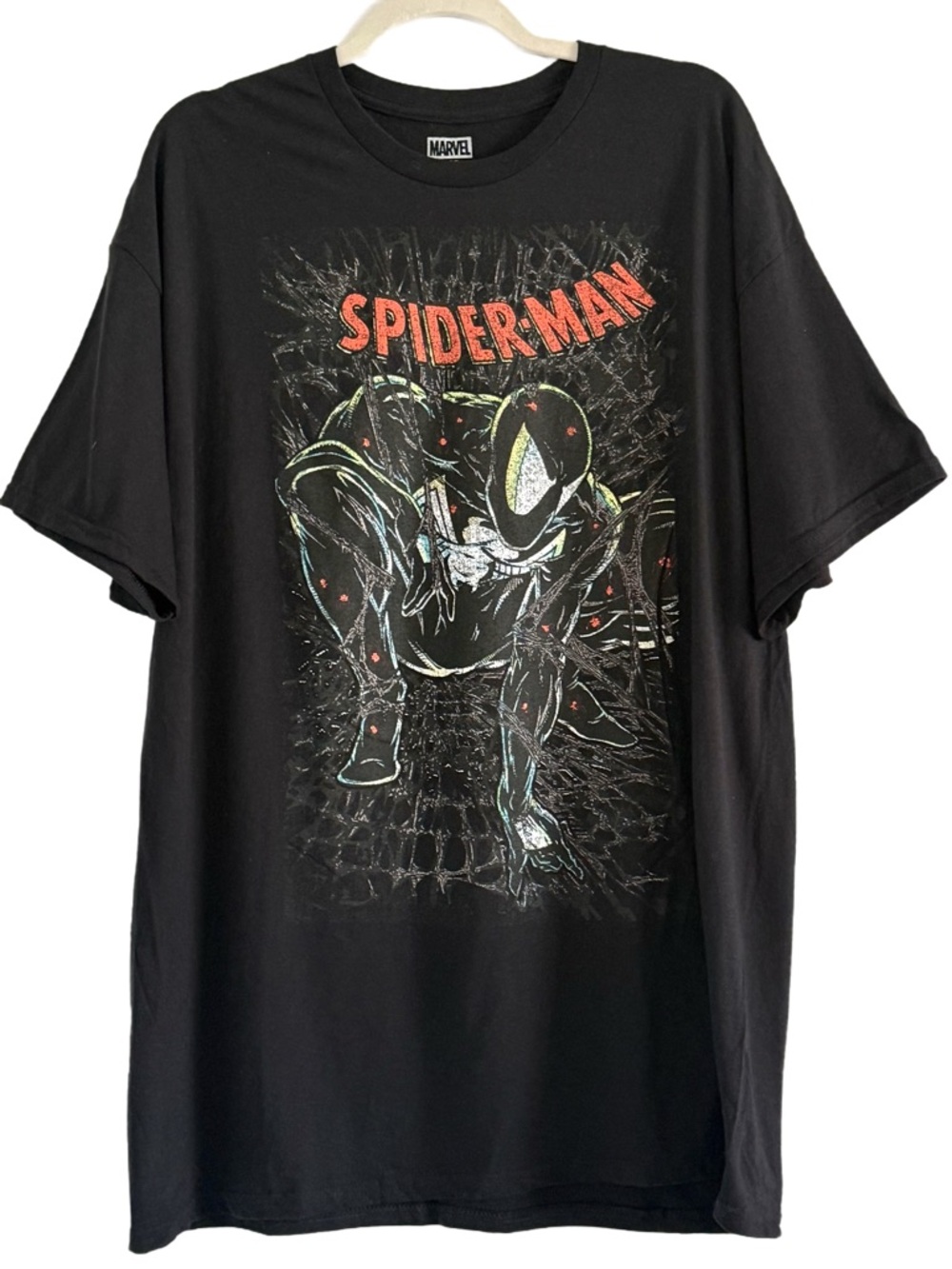 🌻 NEW Marvel Spider-Man Black Graphic Tee with Red Accent XL